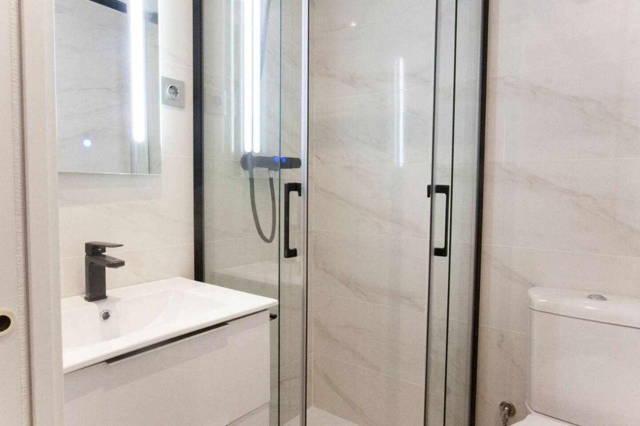 New Moderno Y Elegante Apartamento Centrico Madrid Eksteriør bilde