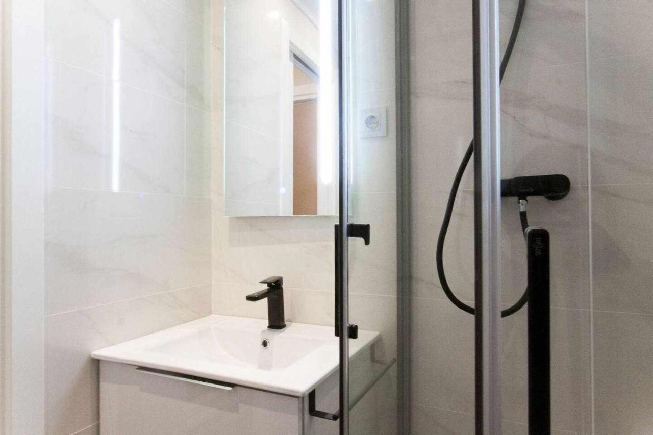 New Moderno Y Elegante Apartamento Centrico Madrid Eksteriør bilde